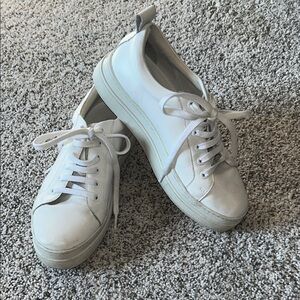 J/SLIDES White Casual Sneakers